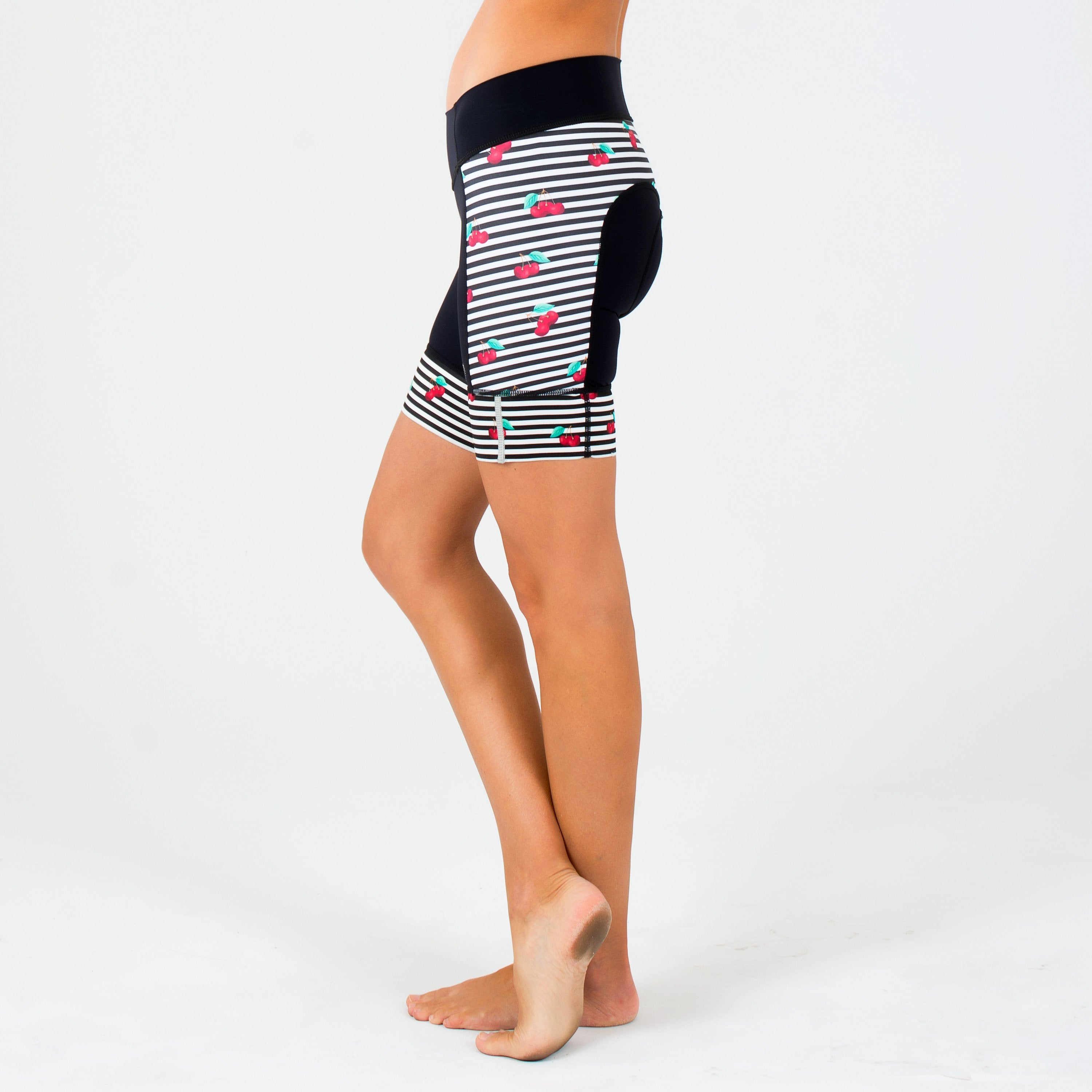 Cherry Pie Daisy Short