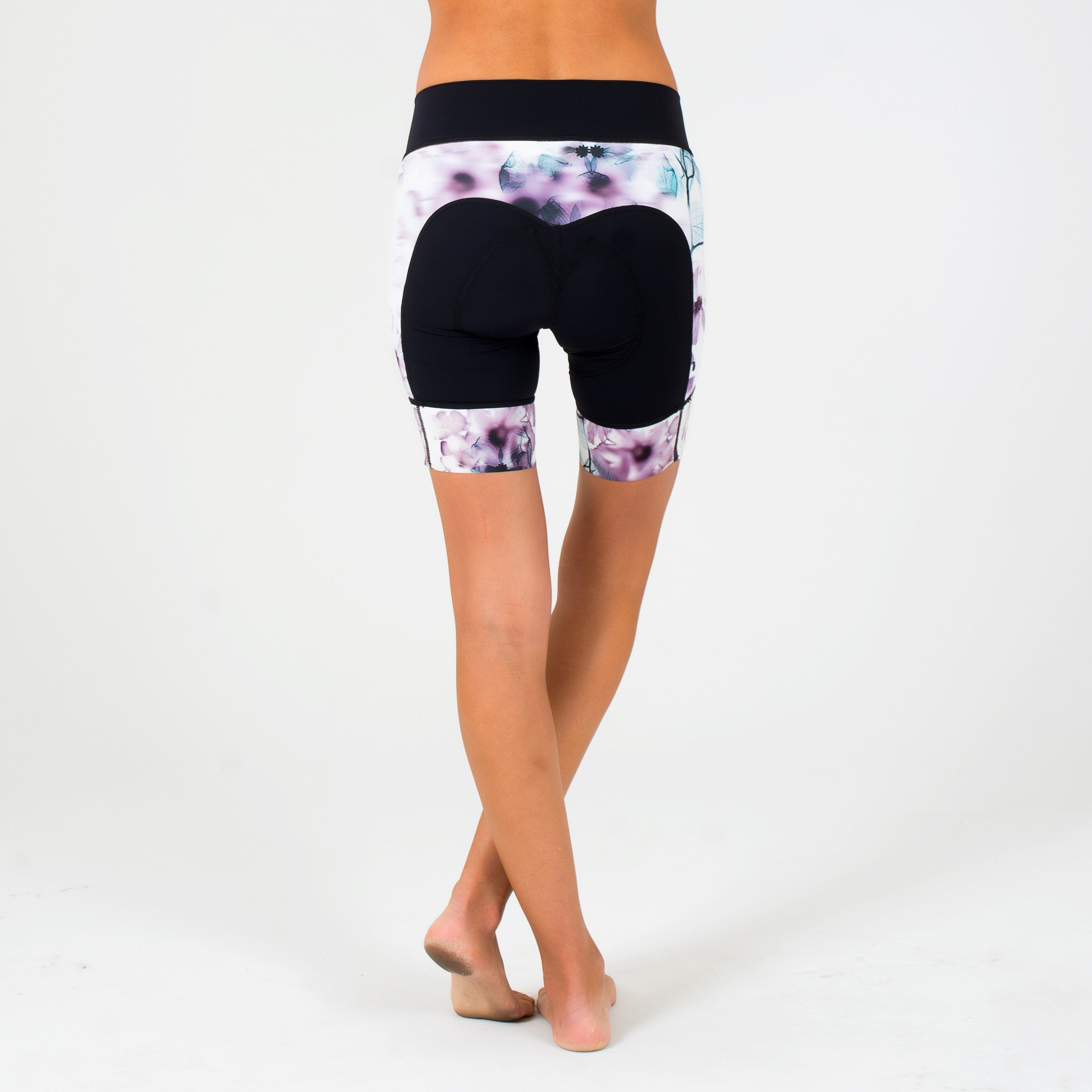 Ethereal Daisy Short