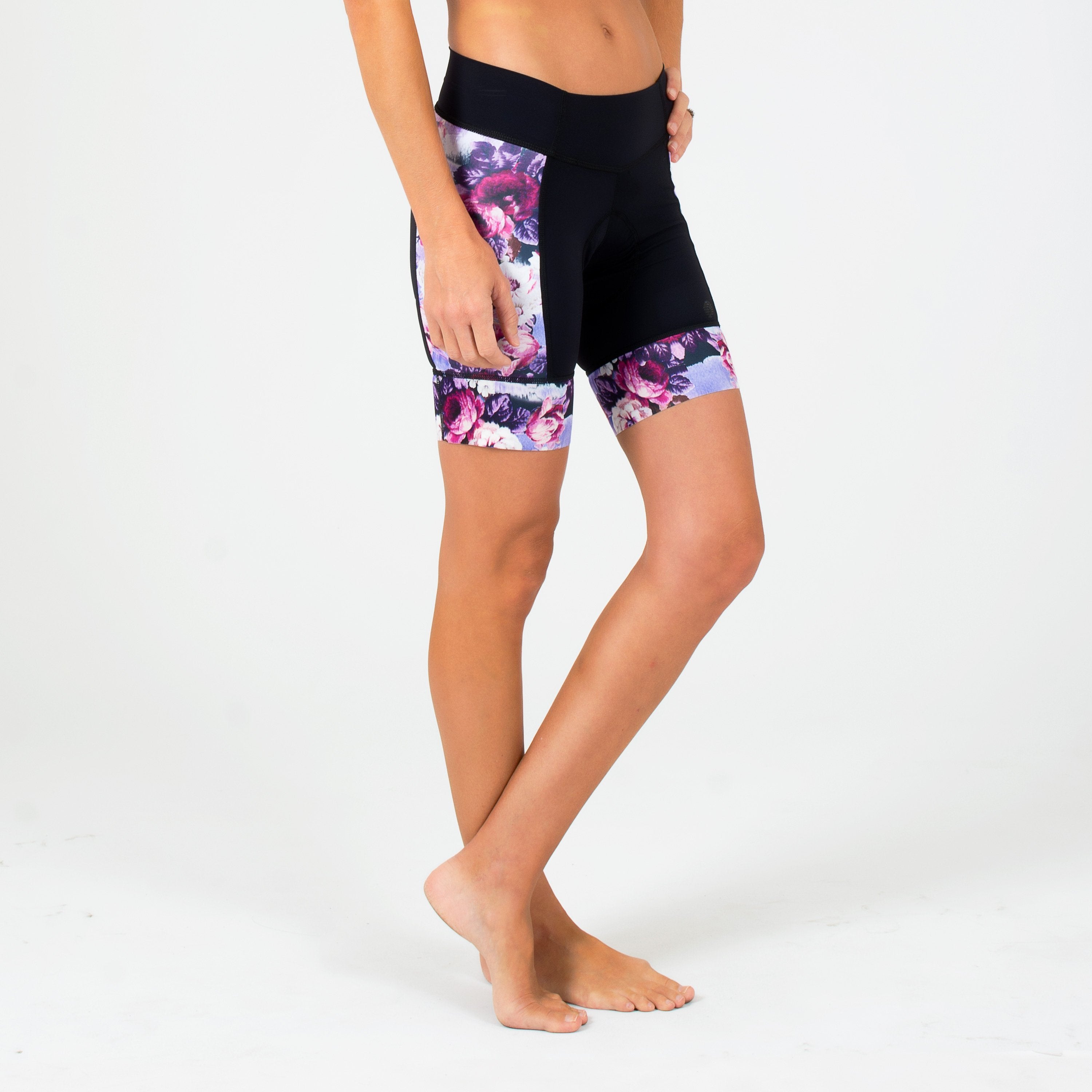 Peonies Daisy Short