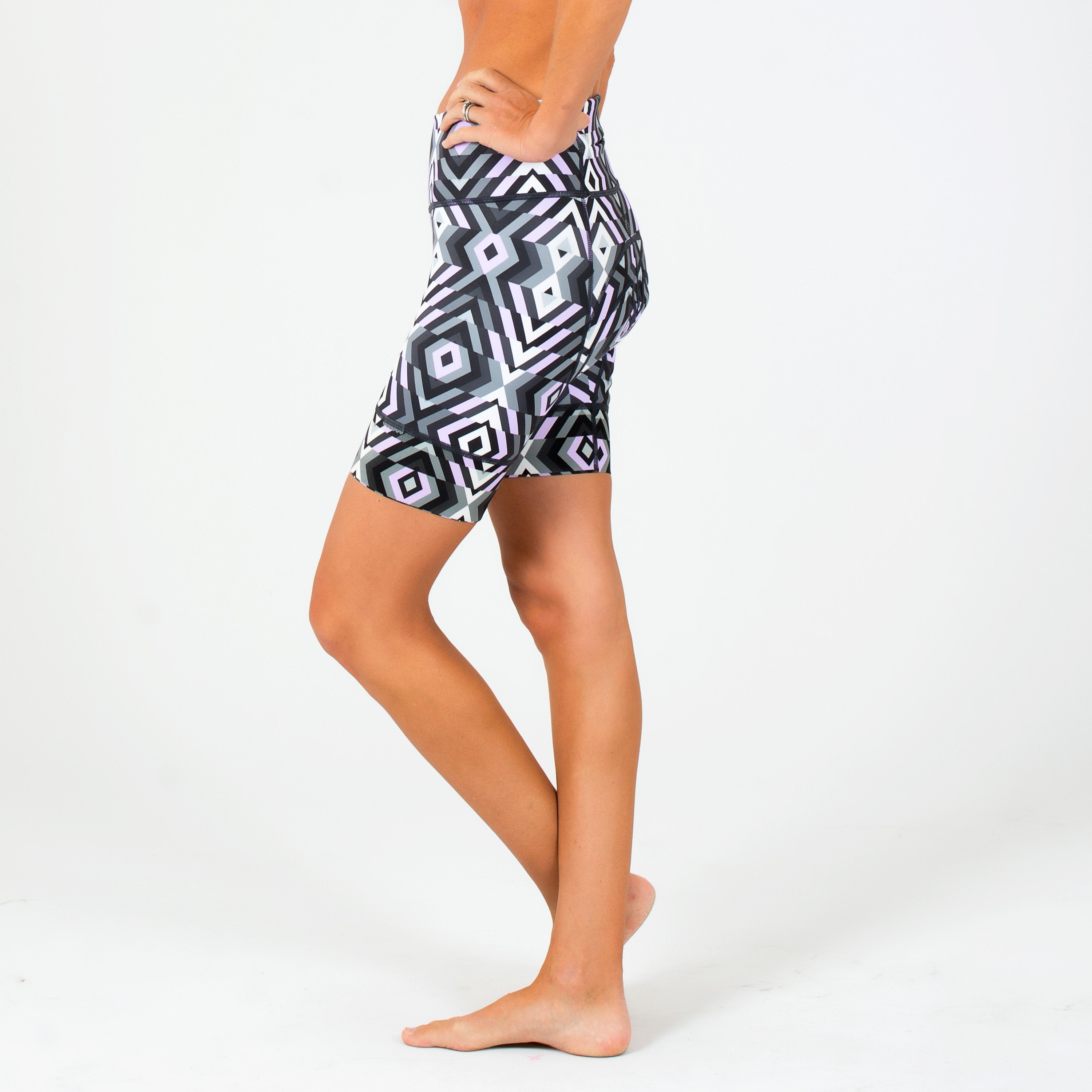 Primitive Petunia Short