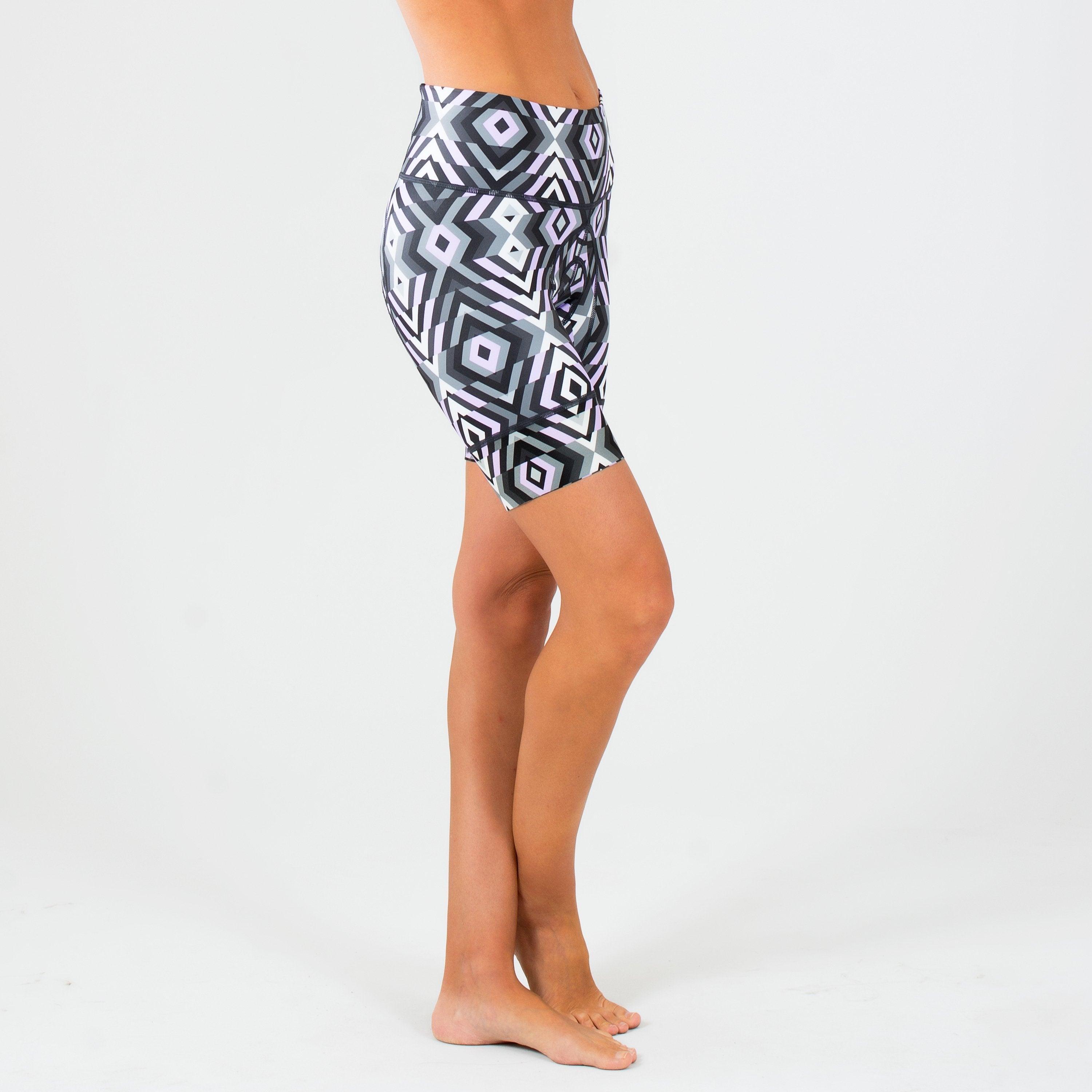 Primitive Petunia Short