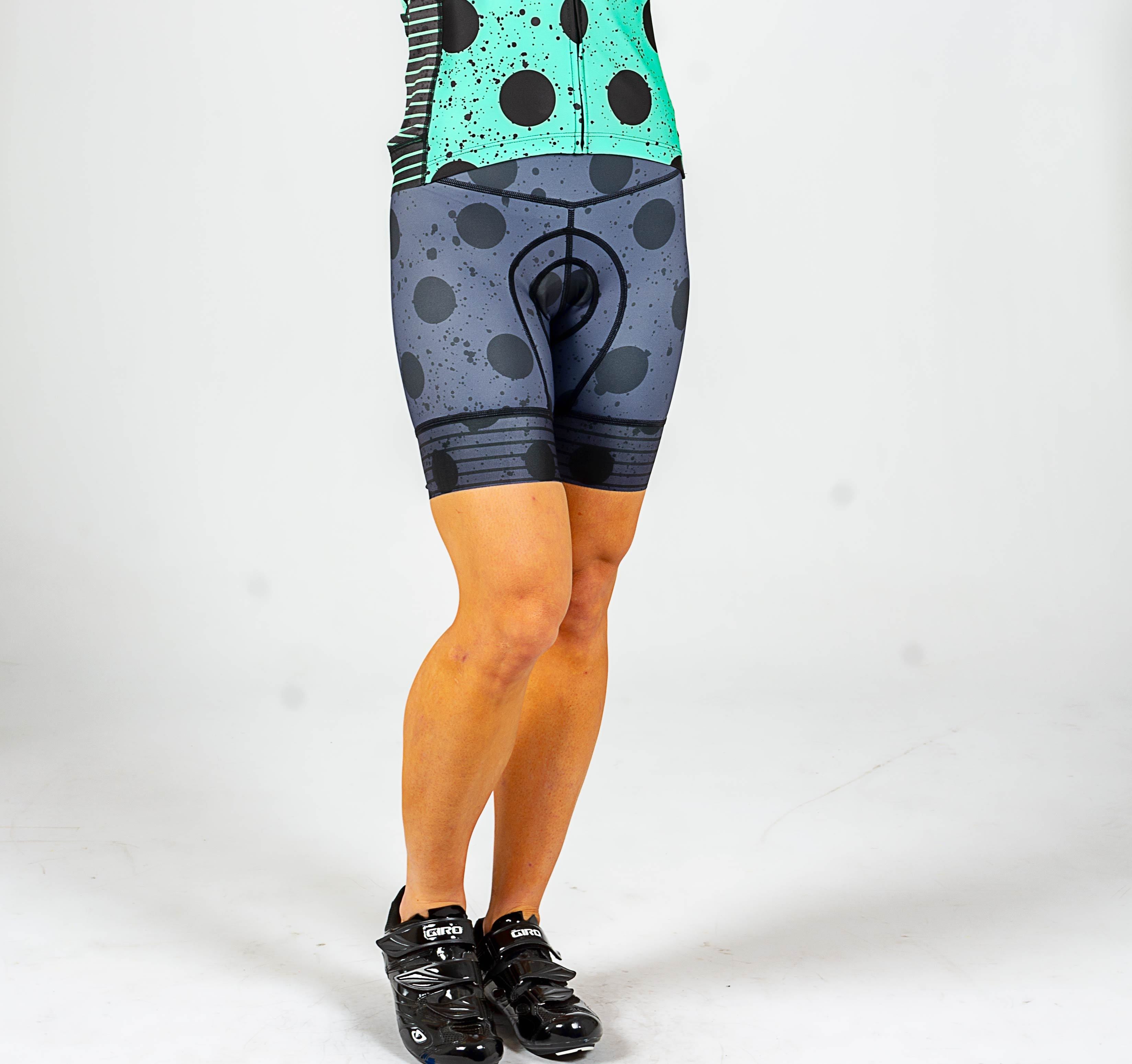 Spray Dots Petunia Bib Short