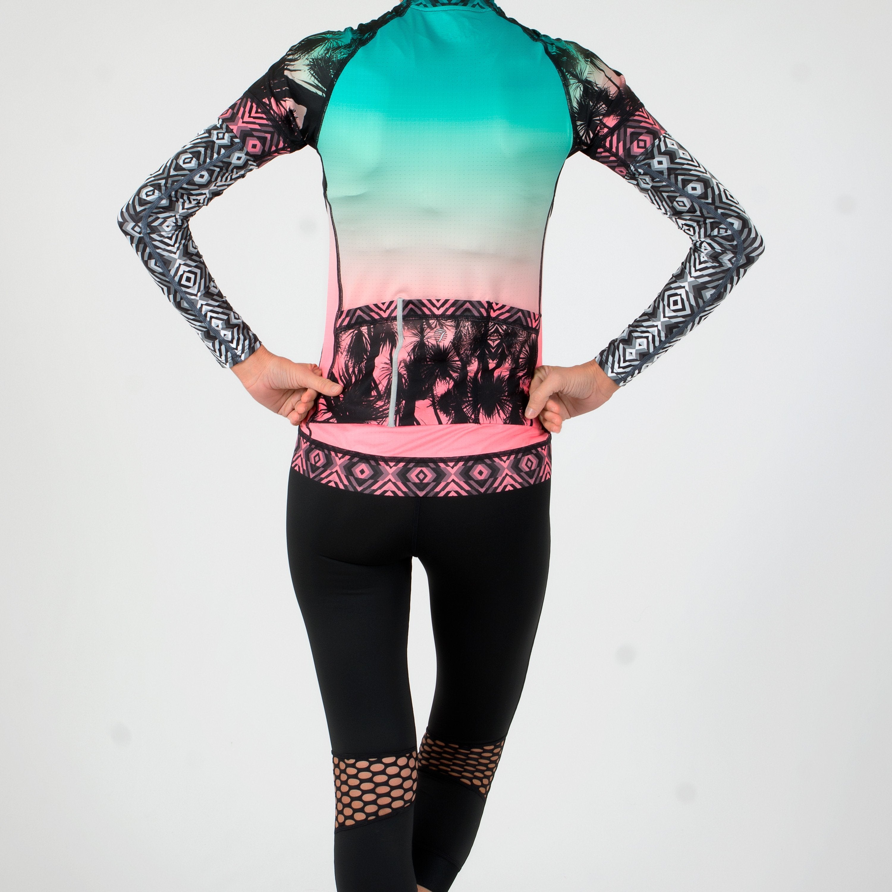 Primitive Summer Sleeves