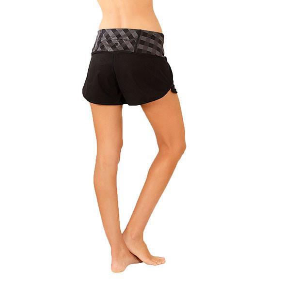 WILDEBEEST GINGHAM STYLE RUNNING SHORT